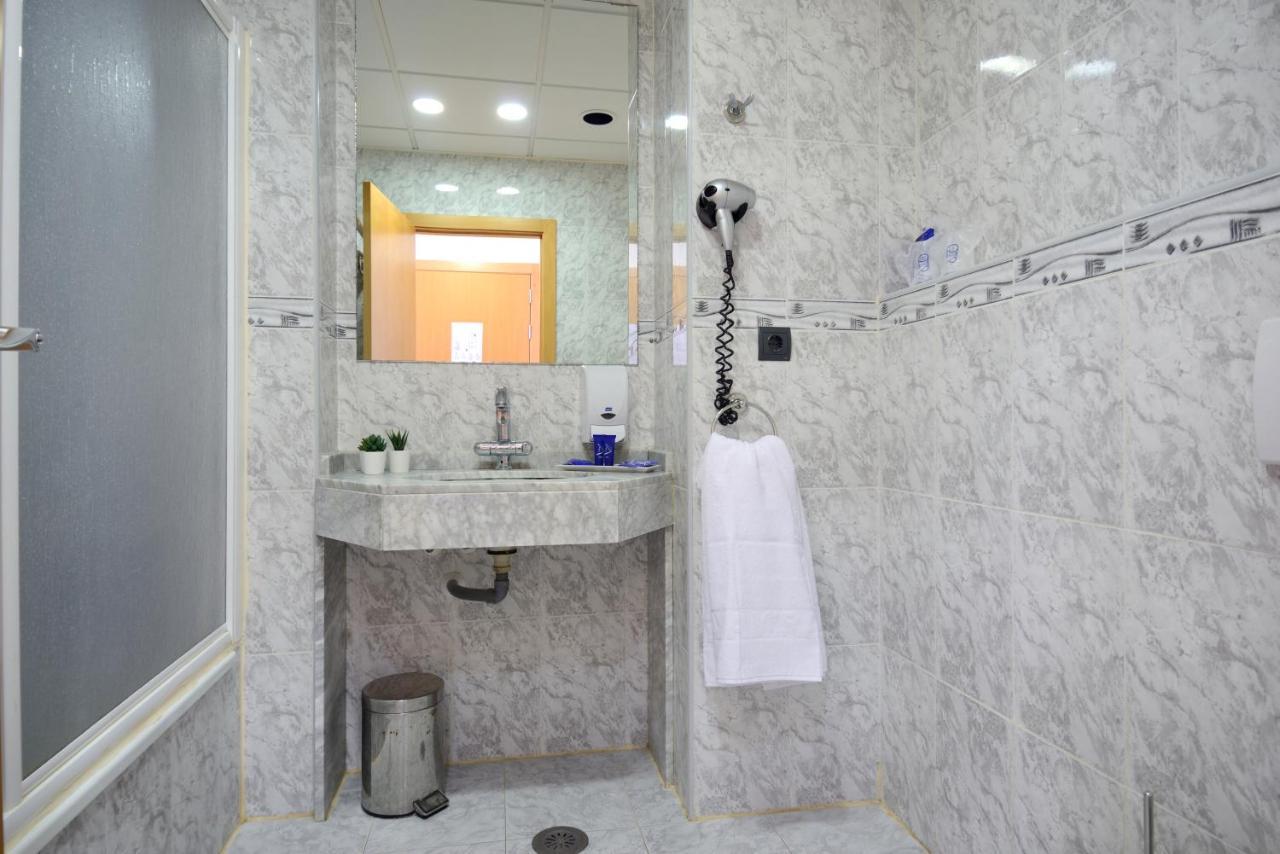 Hotel Miramar Playa Bagian luar foto